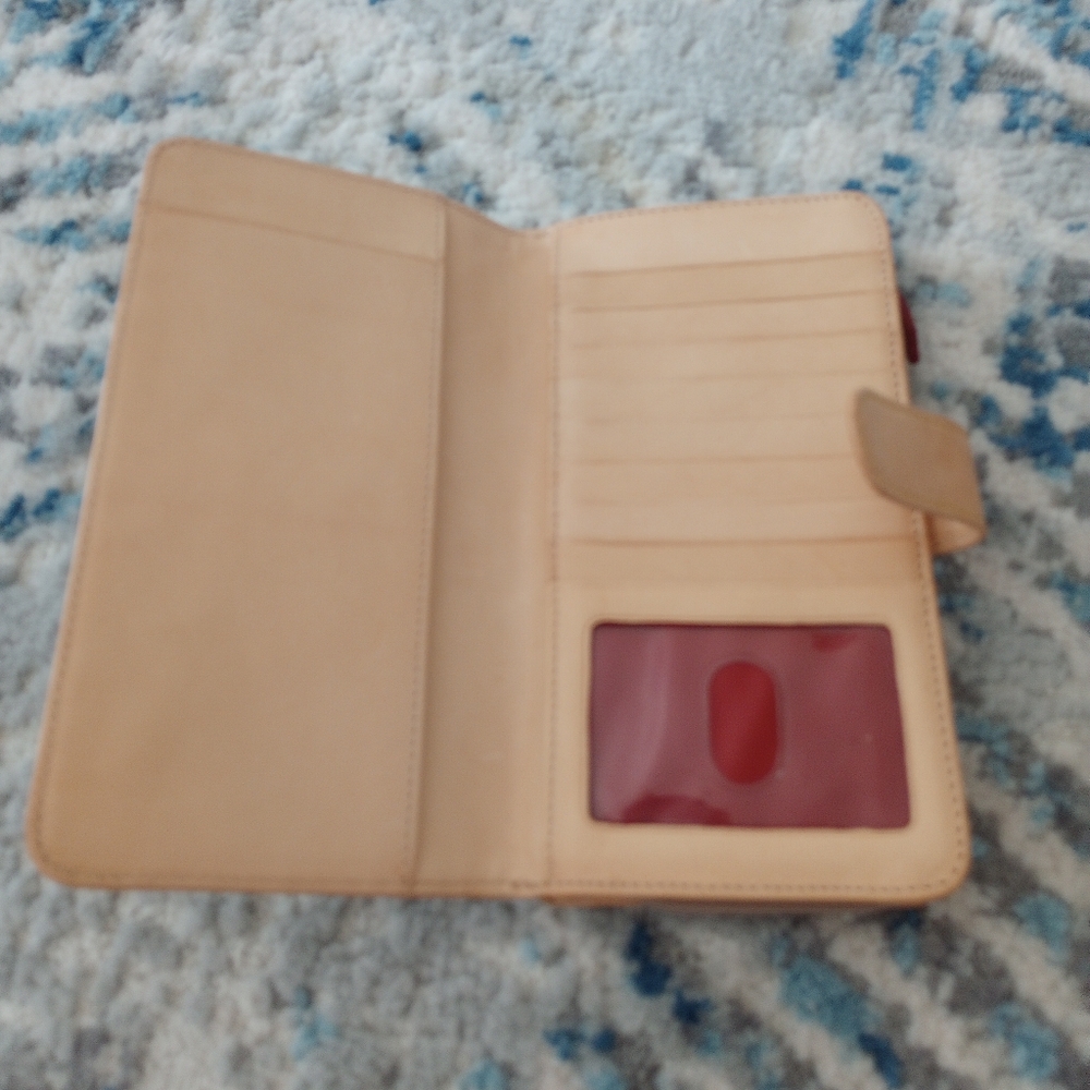 Dooney and Bourke purse and wallet. - Picture 6 of 6